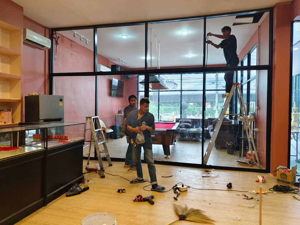 ติดตั้งกระจกอลูมิเนียม กรุงเทพ